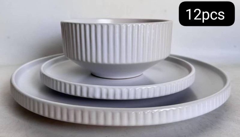 Fluted Ceramic Dinnerware Set